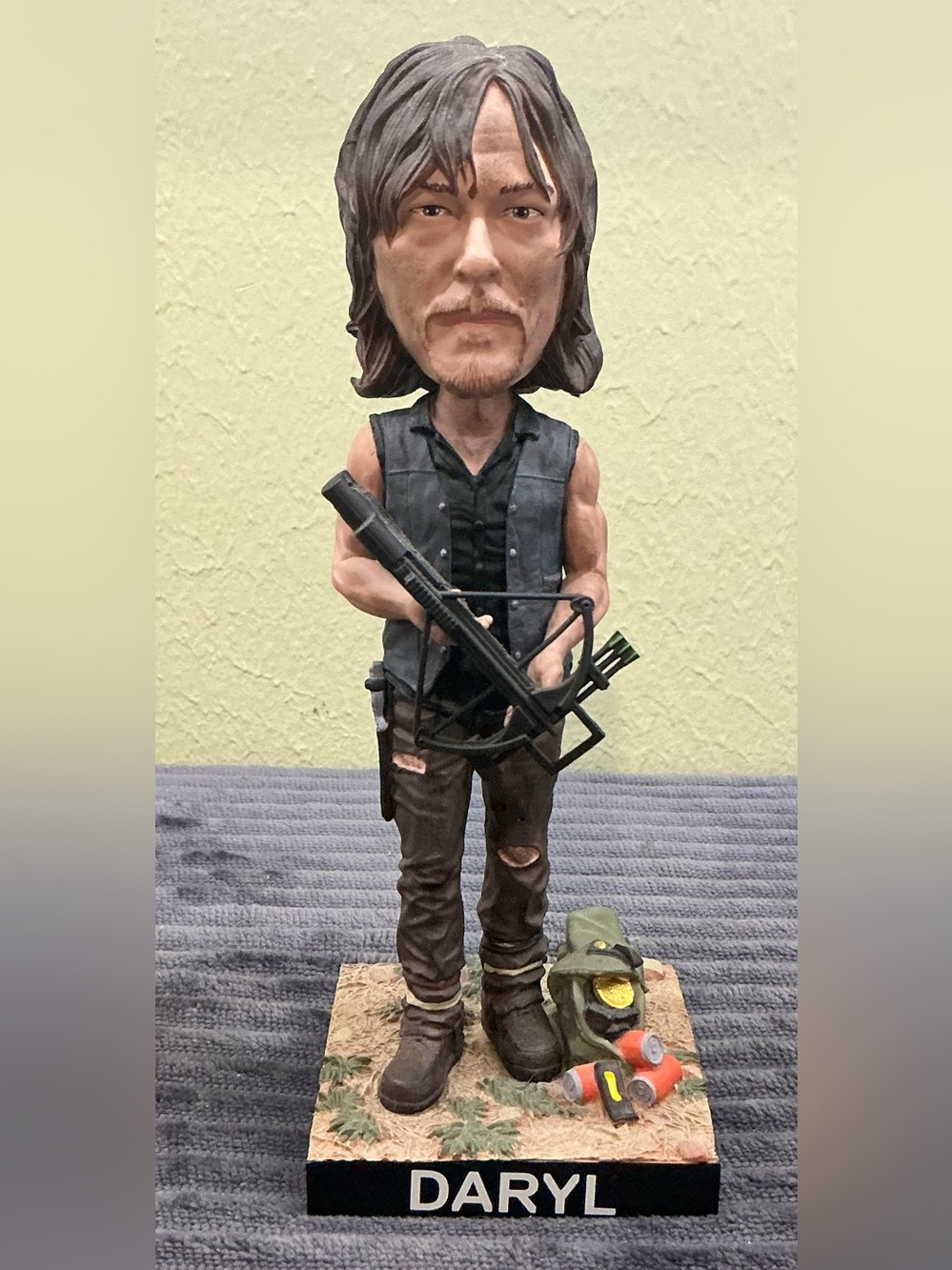 The Walking Dead Daryl Dixon Collectible Bobblehead Royal 2017 Crossbow Variant